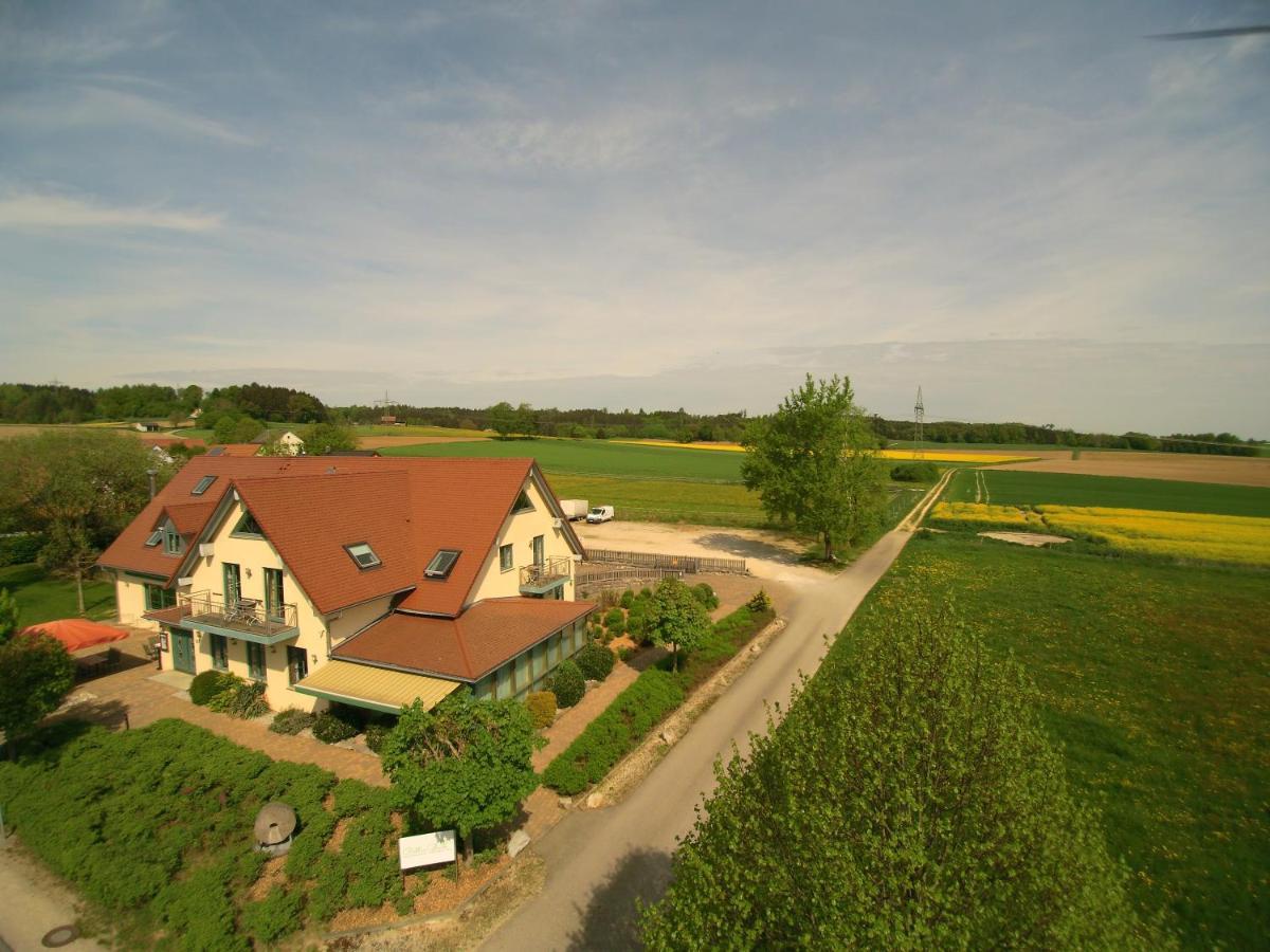 Bett'N Glueck - Uebernachtung & Fruehstueck Bed and Breakfast Zusmarshausen Eksteriør billede